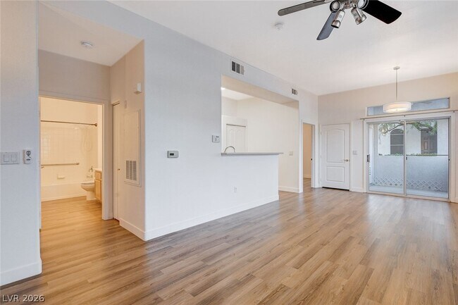 Building Photo - 700 Carnegie St