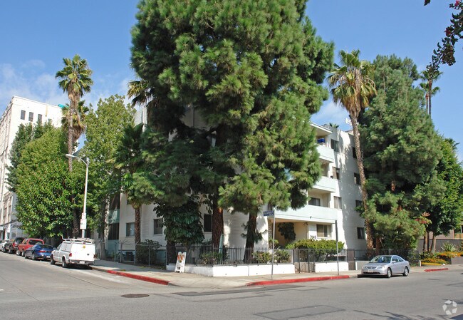 Primary Photo - The Harte Apartments