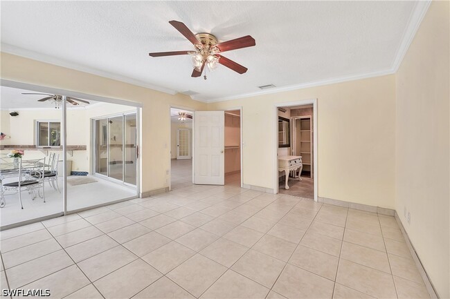 Building Photo - 639 Pompano Dr
