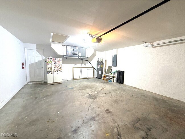 Building Photo - 1710 NW 17th St