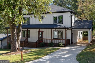 Building Photo - 1331 Diamond Ave SE