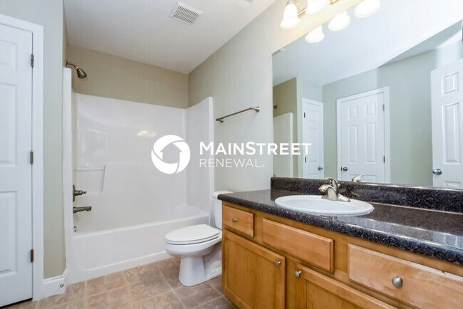 Building Photo - 4 Bedroom Pet-Friendly Home in Austell, GA...