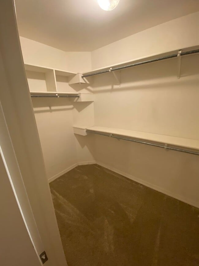 Building Photo - 3206 Hanover Ct