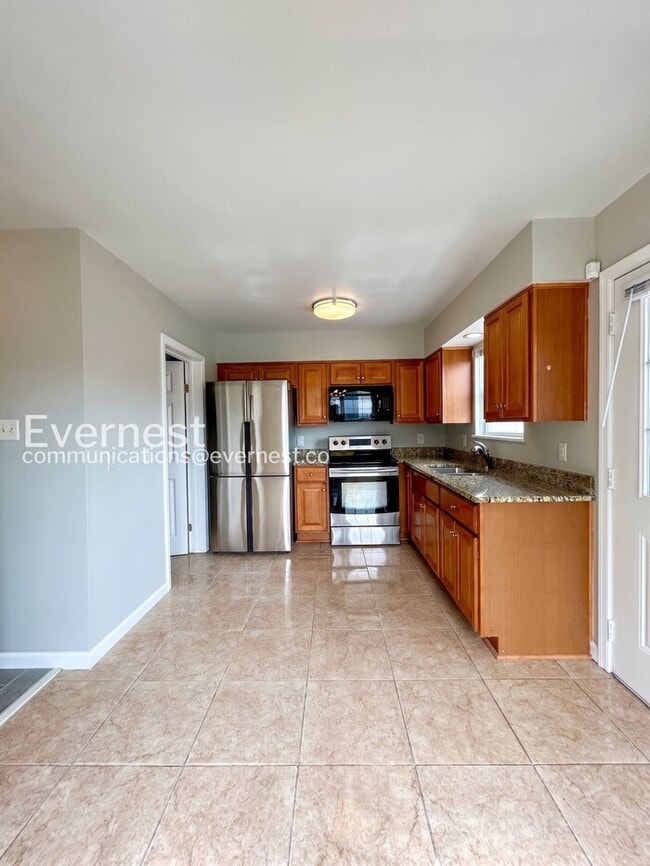 Building Photo - 800 Catherine St