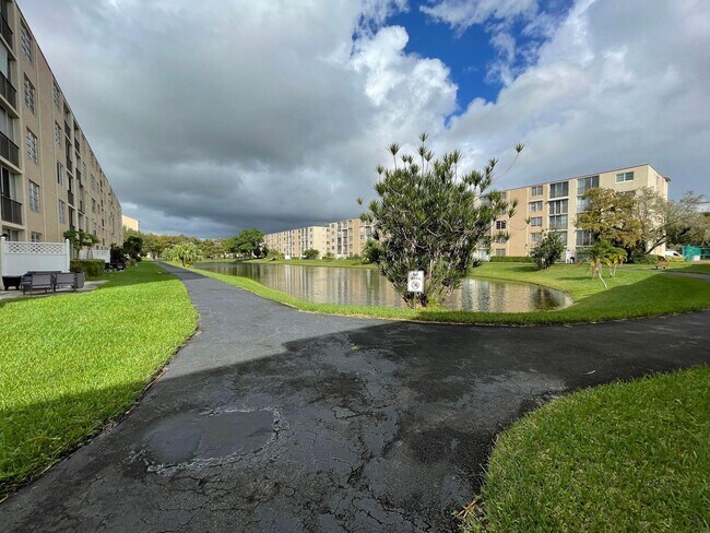 Building Photo - 7760 NW 50th St