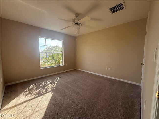 Building Photo - 1617 NE 23rd Terrace