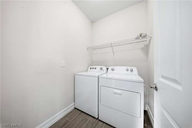 Building Photo - 1059 Enbrook Lp