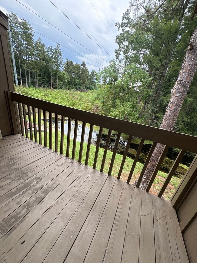 Building Photo - Spacious 3-Bedroom Condo in Cypress Woods