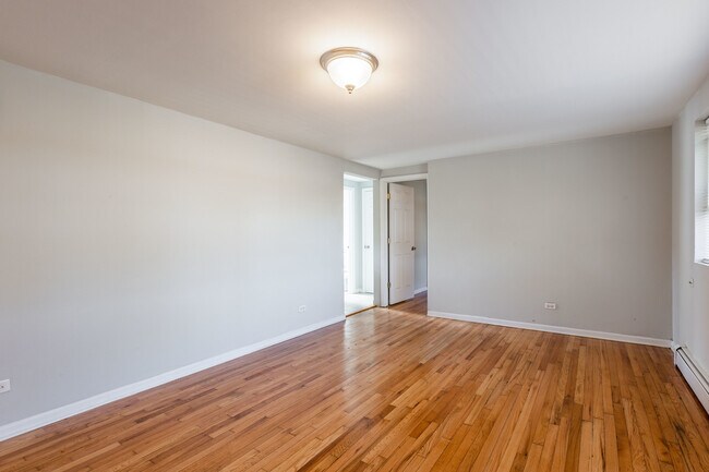 Building Photo - 1300 S 51st Ct