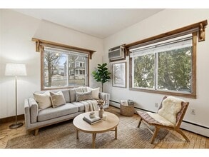 Building Photo - 1913 Emerson Ave S