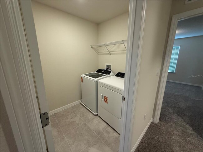 Building Photo - 6400 Tabebuia Pkwy