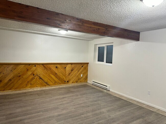 Building Photo - 1820 Copperville Rd