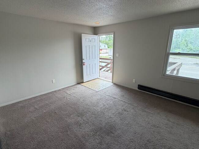 Building Photo - 115 Jerome Ln