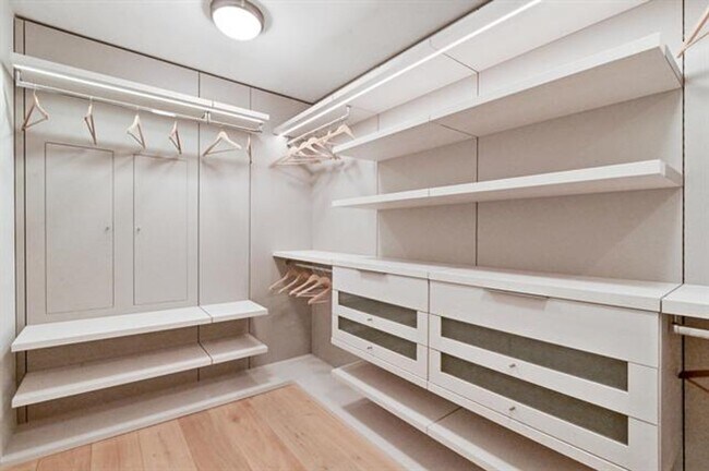 Building Photo - 10203 Collins Ave
