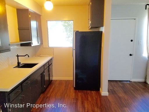 Building Photo - 438 E Acacia Ave