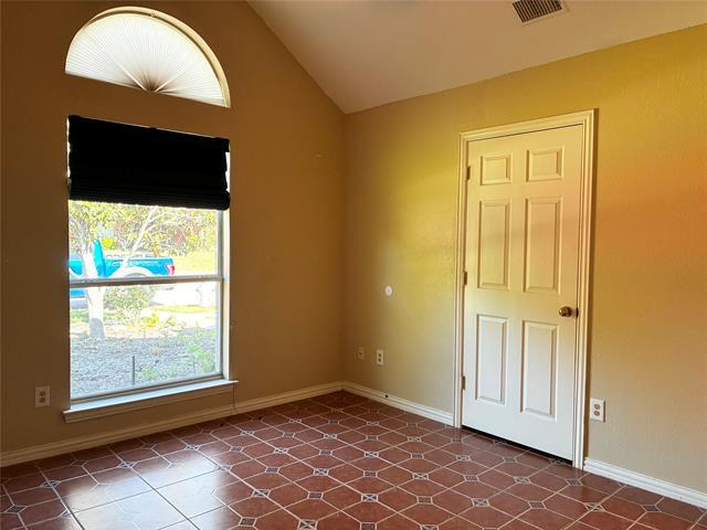 Building Photo - 7936 Tournament Rd