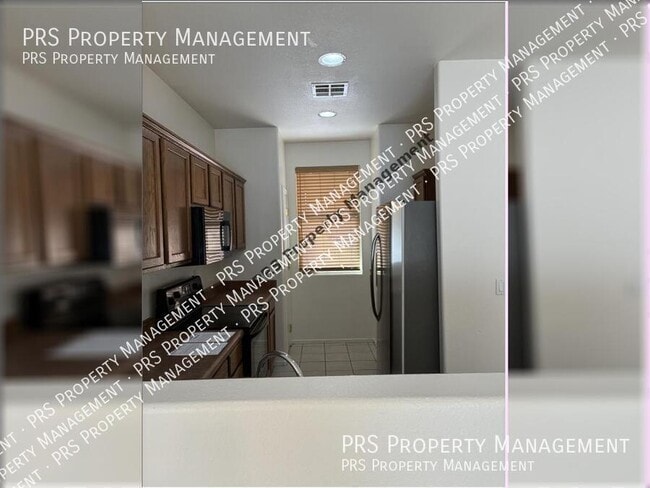 Building Photo - 46110 W Sheridan Rd