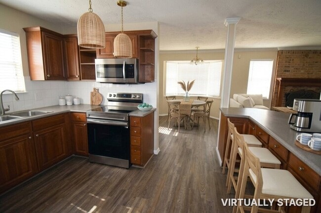 Building Photo - 1806 Cedarwood Ct