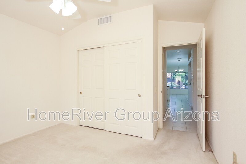 Building Photo - 13441 W Caraway Dr