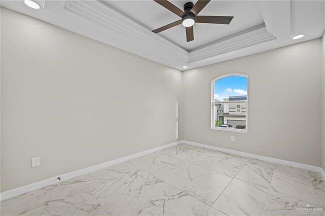 Building Photo - 24 Corales St