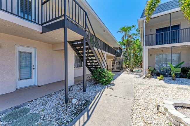 Building Photo - 616 Guild Dr