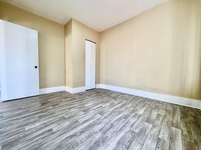 Building Photo - 1508 Hermosa Pl