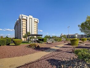 Building Photo - Enjoy resort-style living in this 2 Bed 2 Bath Condo with Stunning Strip Views in the Wimbledon C...