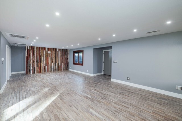 Building Photo - 5672 Rich Hill Way