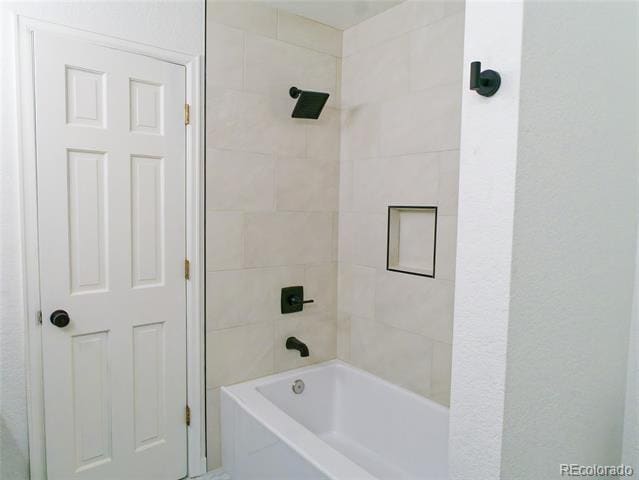 Building Photo - 5927 S Yates Ct