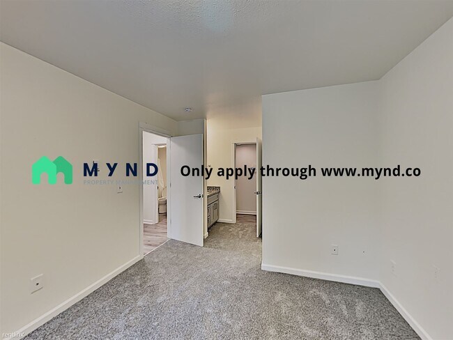 Building Photo - 9805 Avondale Rd NE