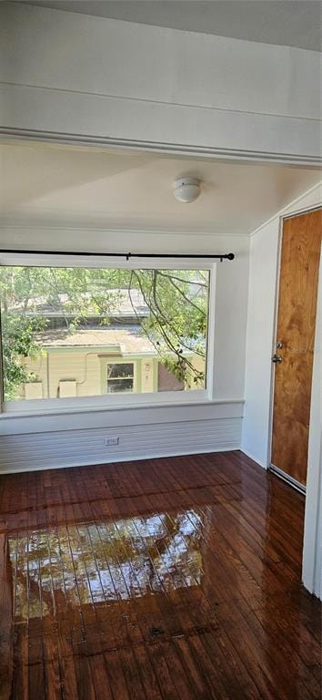 Building Photo - 708 Grove St N