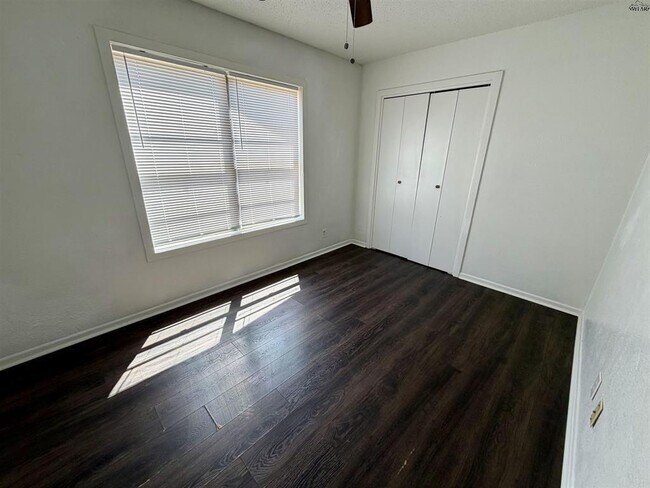 Building Photo - 3017 McGaha Ave