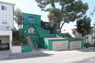 Building Photo - 11023 Strathmore Dr