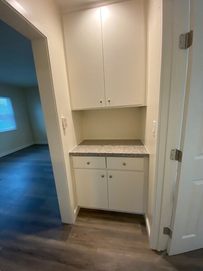 Building Photo - Renovated Lawndale home for rent