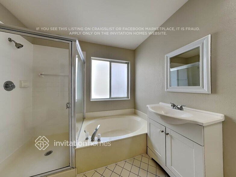 Building Photo - 7735 NW 63rd Way