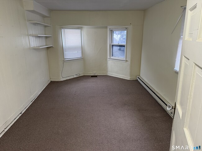 Building Photo - 53 Glenwood Ave