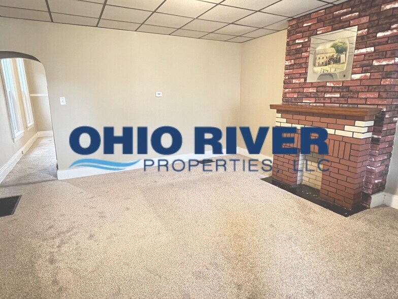 Primary Photo - 118 3rd St