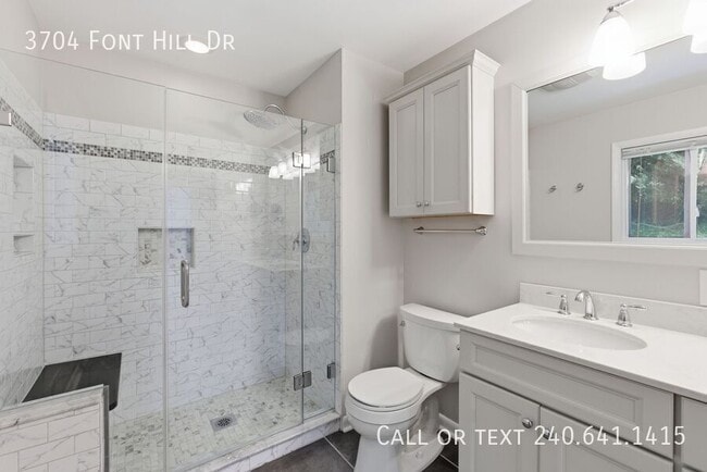 Building Photo - 3704 Font Hill Dr