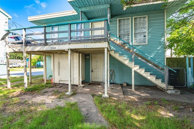 Building Photo - 5510 Ave S