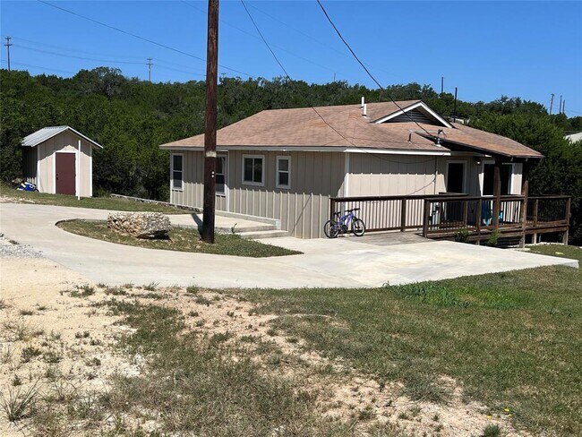 Building Photo - 21316 Crestmont