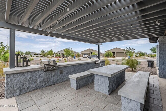 Building Photo - 3104 Bee Trl