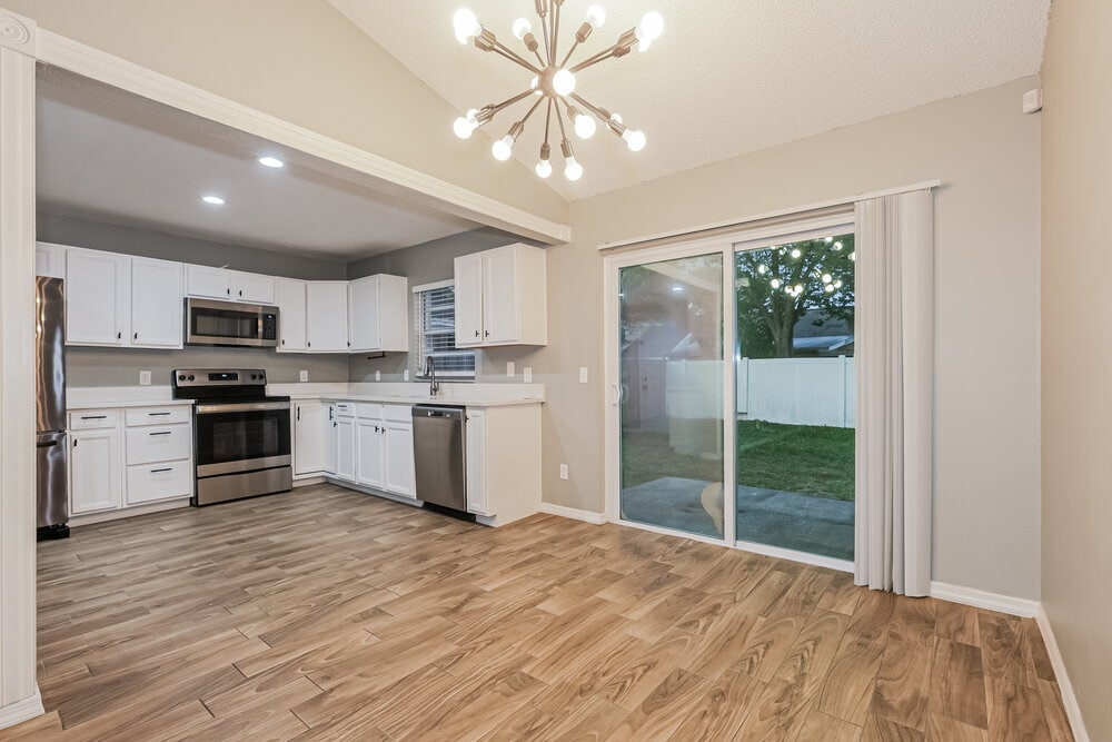 Building Photo - 9715 Little Pond Way