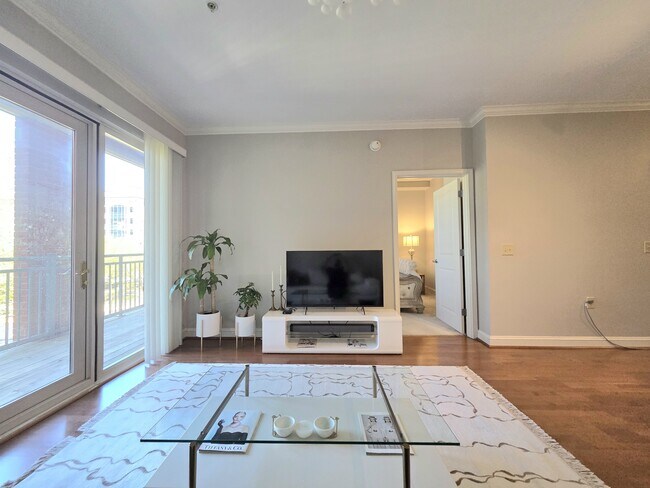 Building Photo - 11770 Sunrise Valley Dr