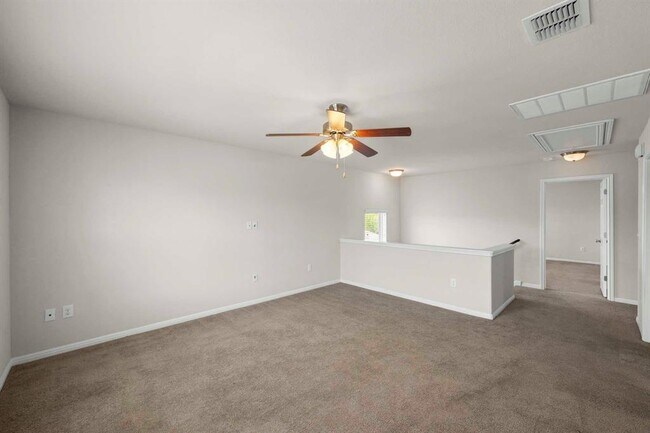 Building Photo - 383 Eagle Brook Ln