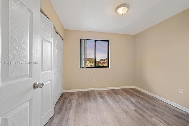Building Photo - 3208 San Remo Cir