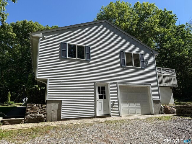 Building Photo - 308 Noank Ledyard Rd