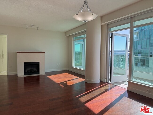 Building Photo - 3141 Michelson Dr