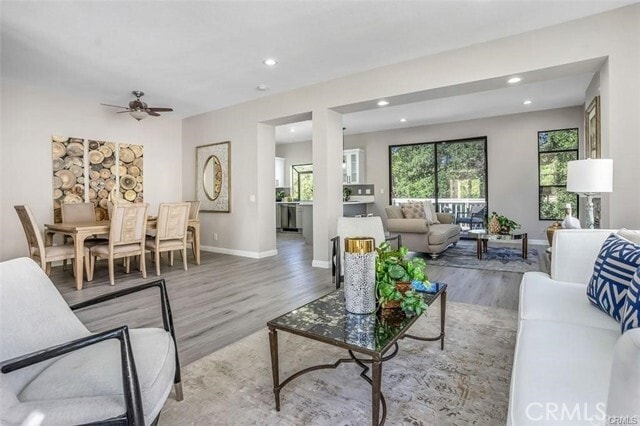 Building Photo - 35 Oak Knolls