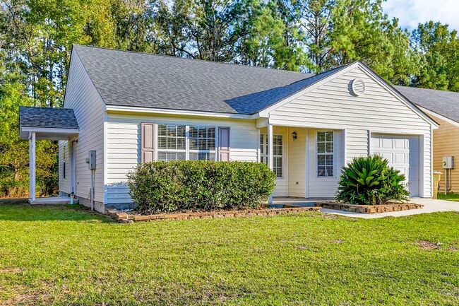 Building Photo - 525 Rushing St