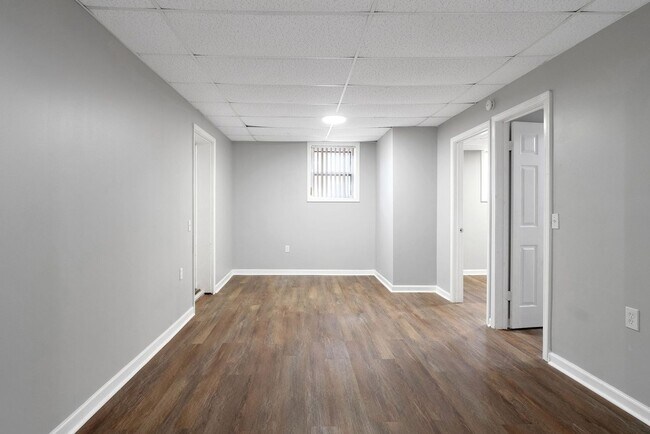 Building Photo - Spacious 4BR House in Lawrenceville